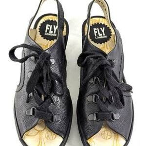 Fly London Black Sandals with Classic Design YLVA Peep Toe Laced Sz 39 Wedge